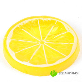 Лимон долька искусственный d-5 см пластик - Фото2. Купить в розницу